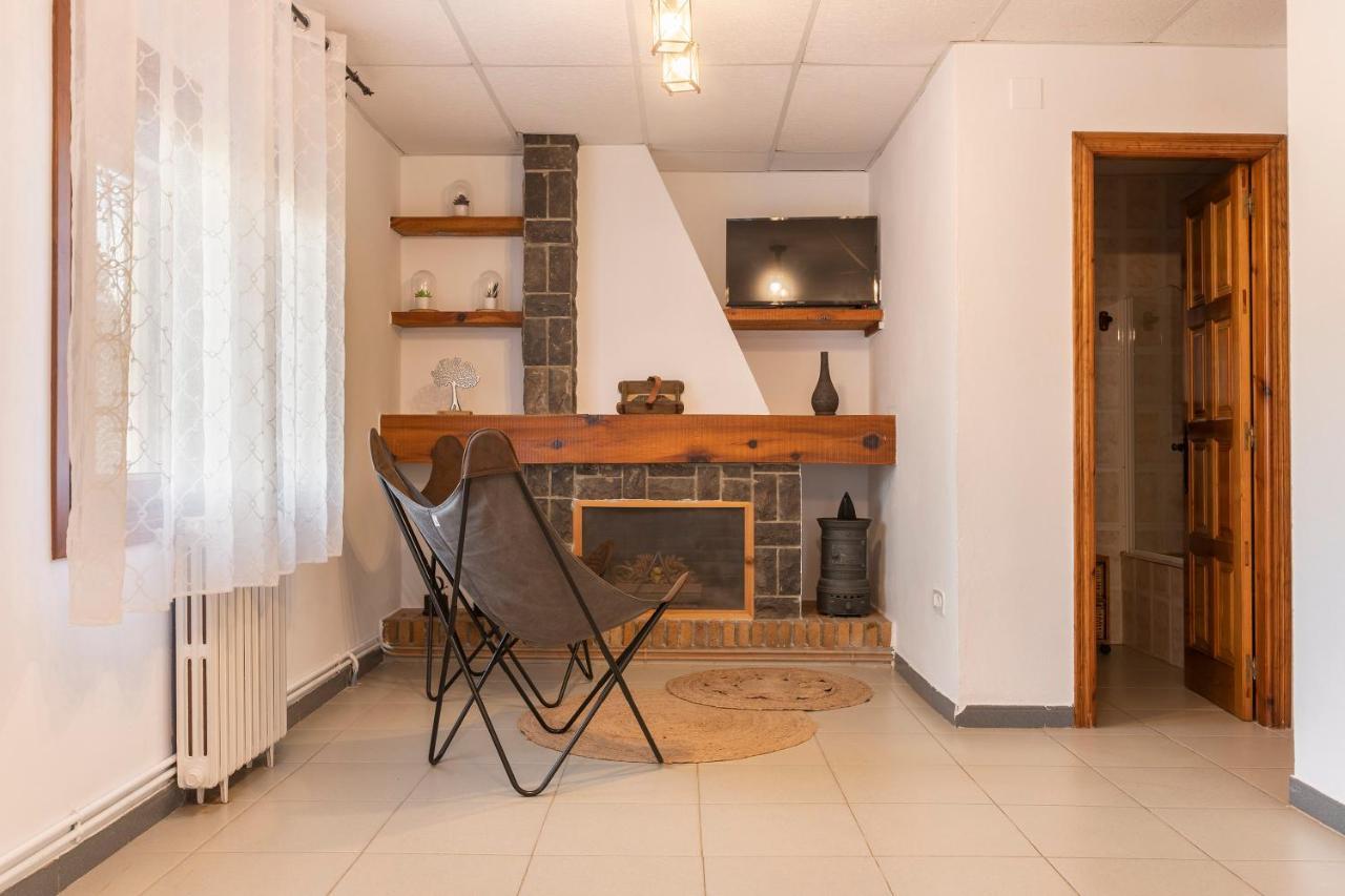 Casa Rural Villa Pilar Albentosa ภายนอก รูปภาพ